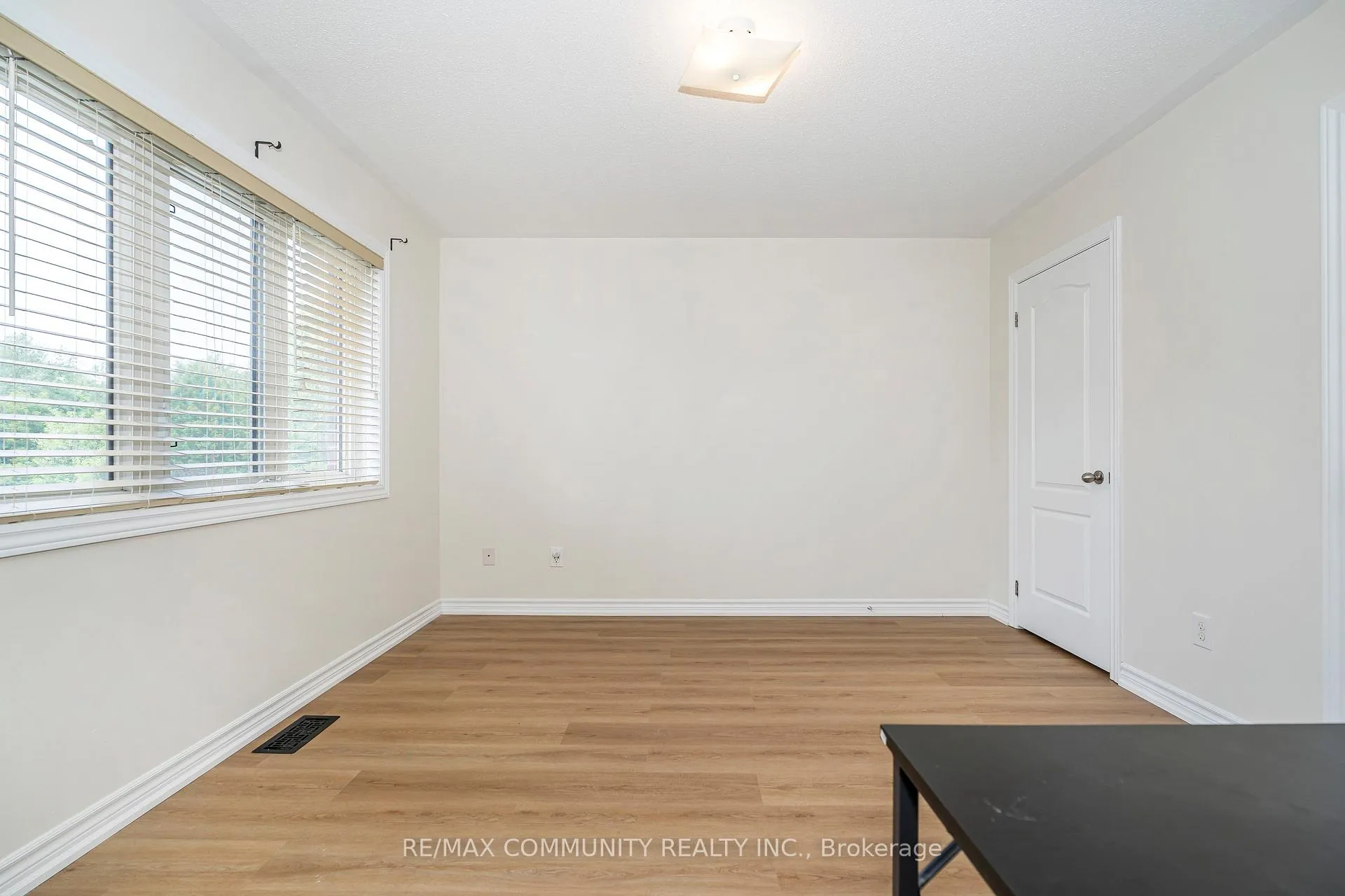 Photo 30 of 6 Moore's Court, Markham, Box Grove — HOMEH