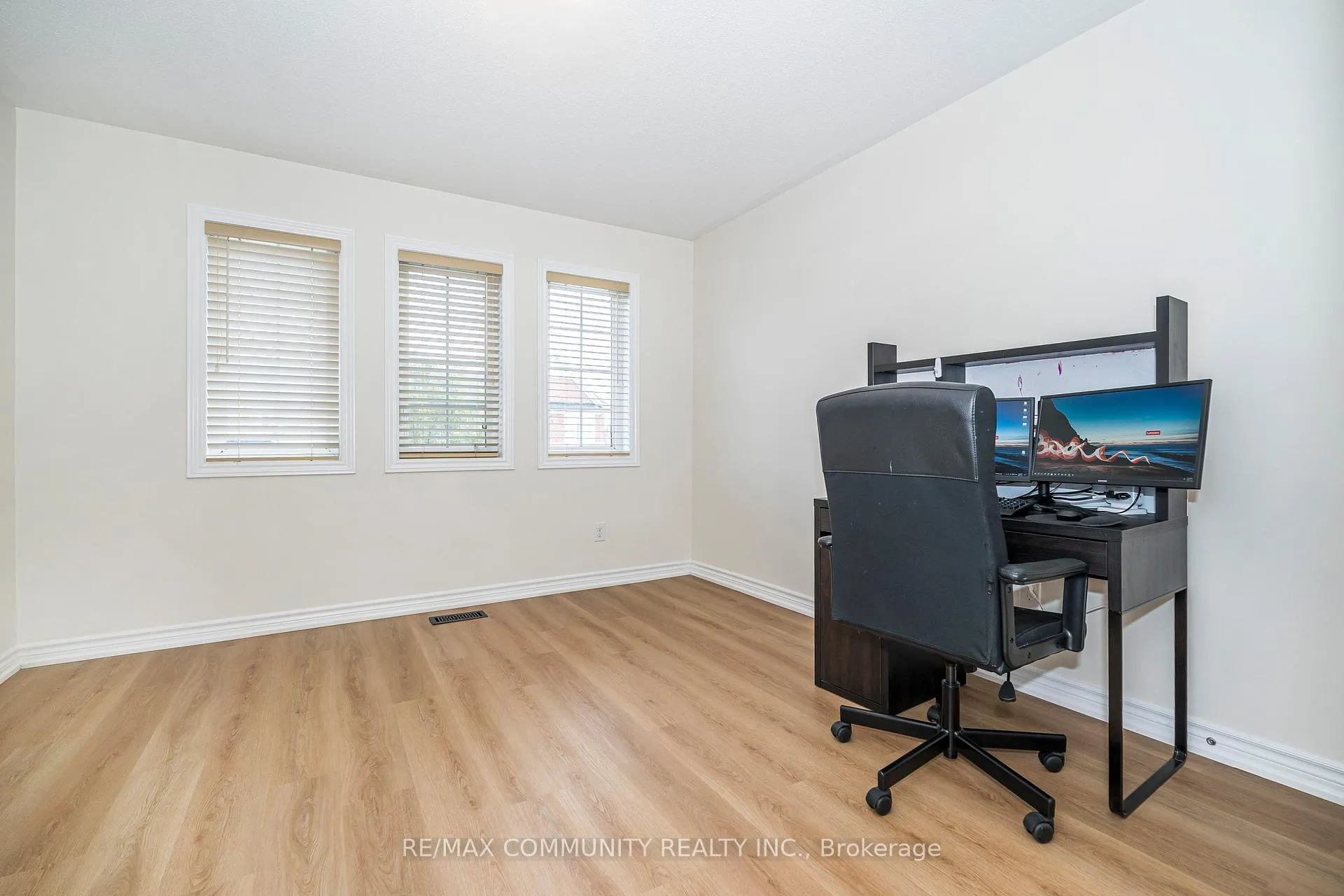 Photo 36 of 6 Moore's Court, Markham, Box Grove — HOMEH