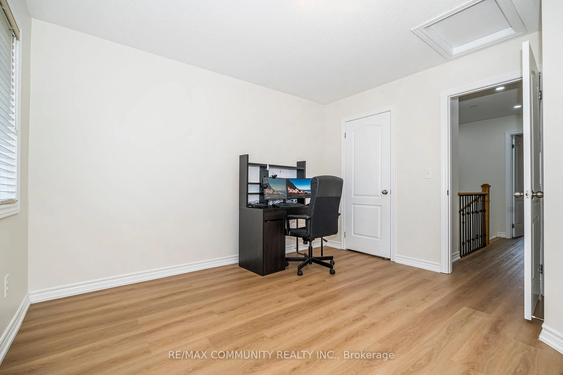 Photo 37 of 6 Moore's Court, Markham, Box Grove — HOMEH