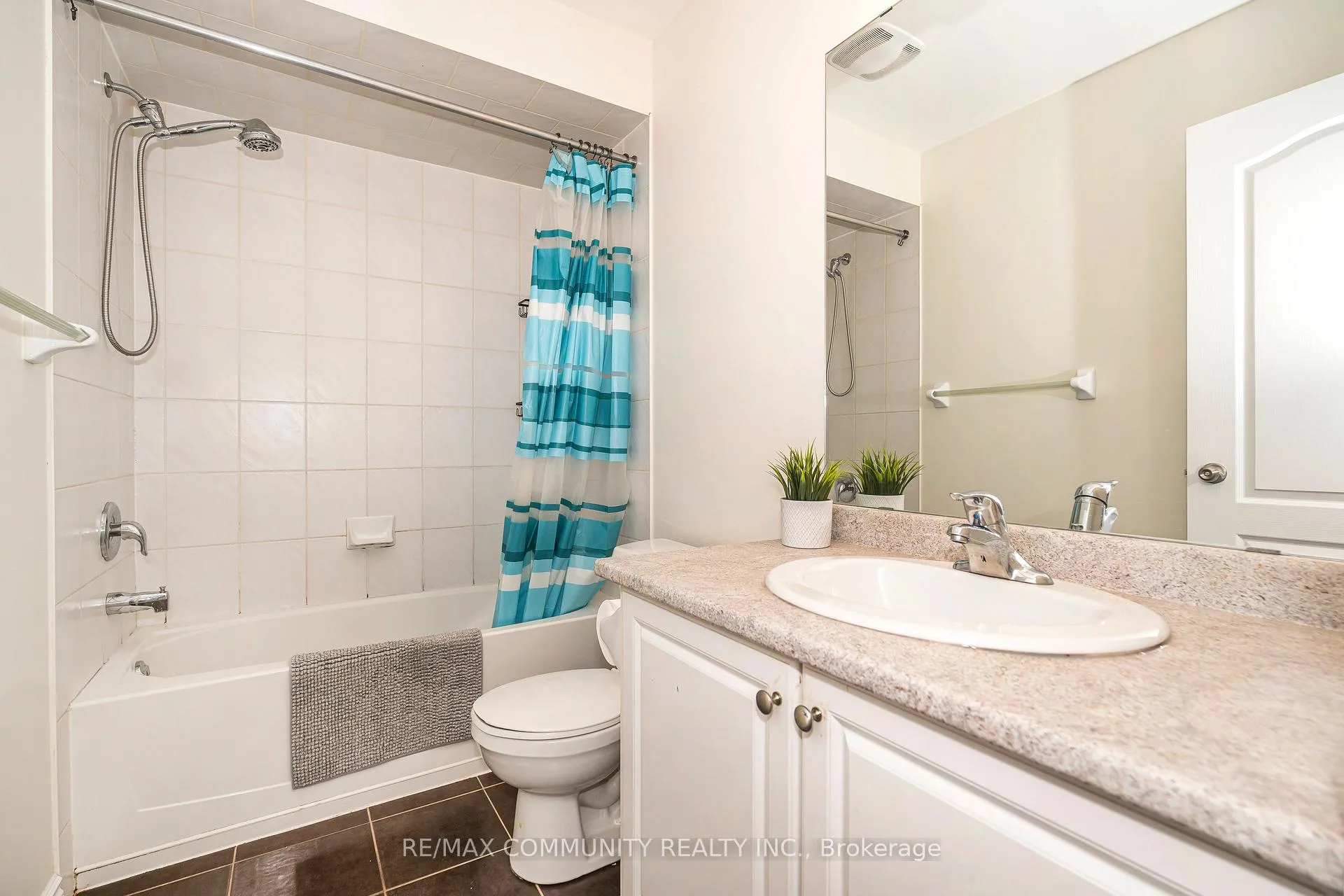 Photo 41 of 6 Moore's Court, Markham, Box Grove — HOMEH
