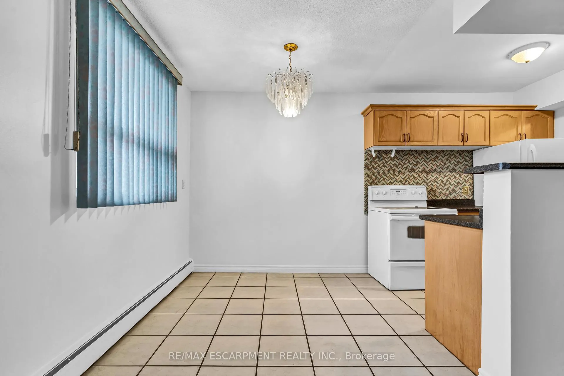 Photo 10 of Unit 607, 851 Queenston Road, Hamilton, Stoney Creek — HOMEH