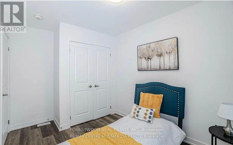 Photo 9 of Unit 11, 205 West Oak Trail S, Kitchener, Rosenburg — HOMEH