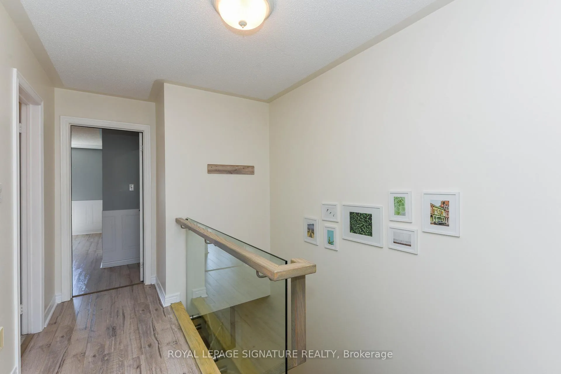 Photo 20 of 17 Baywell Crescent, Aurora, Bayview Wellington — HOMEH