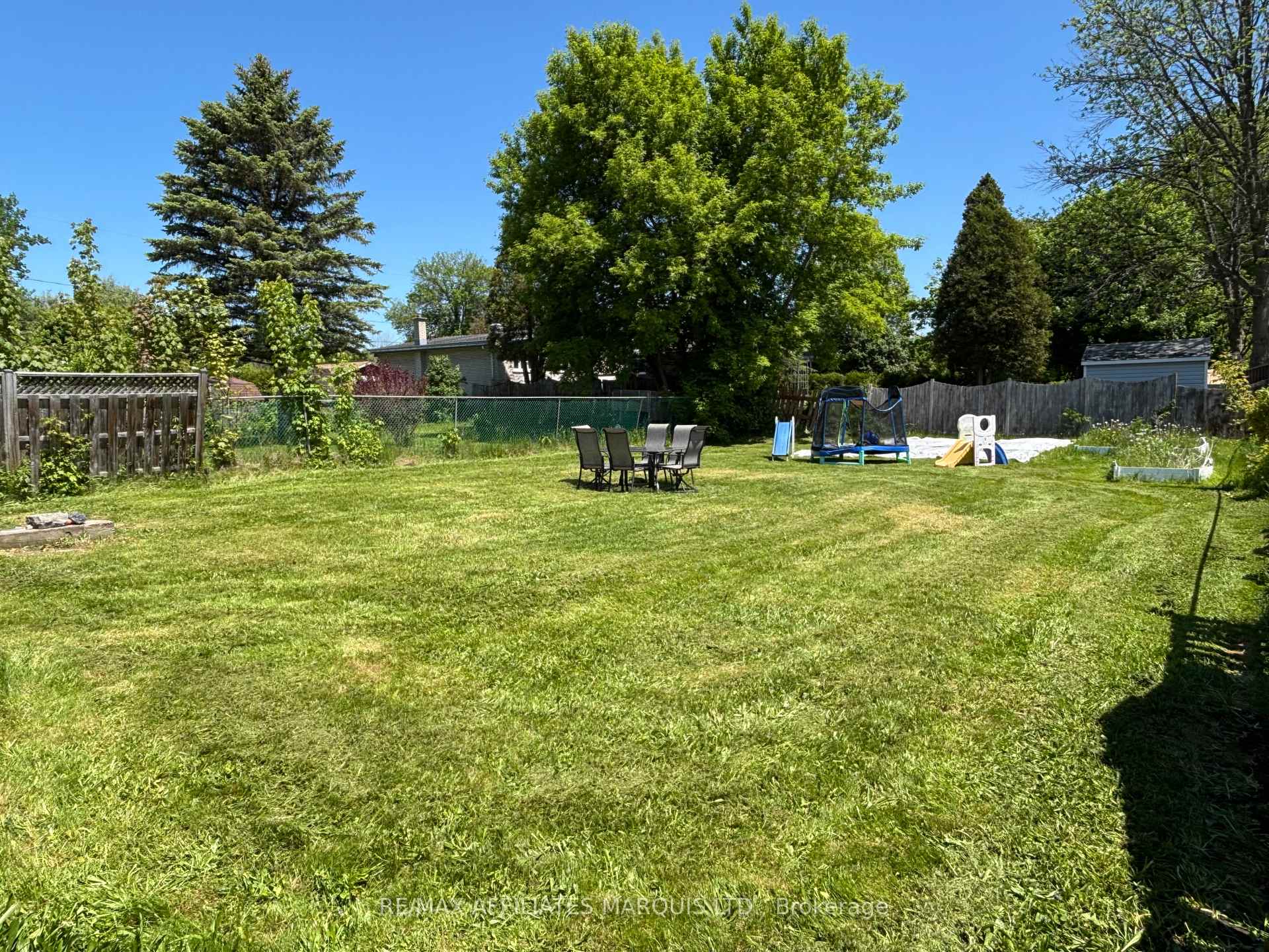 Photo 26 of 407 Susan Avenue, Cornwall — HOMEH