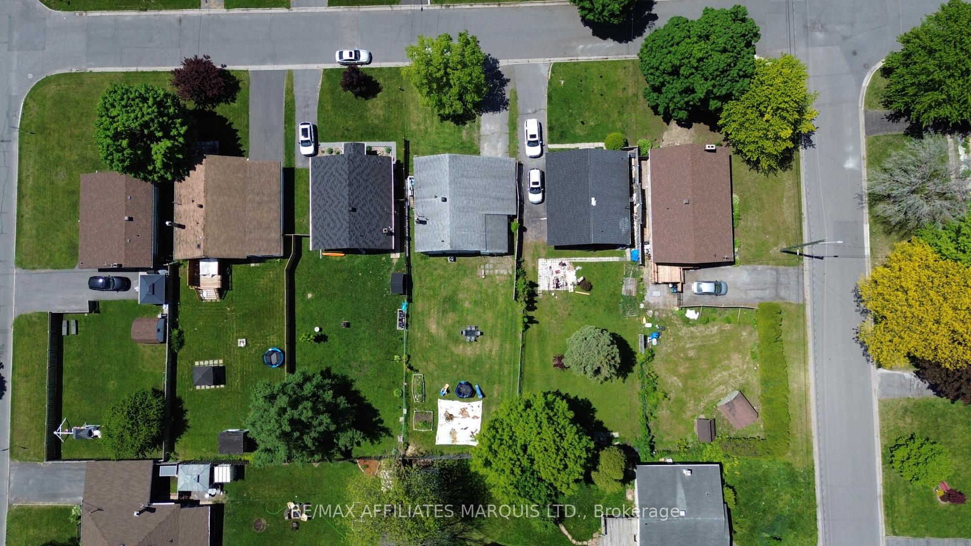 Photo 27 of 407 Susan Avenue, Cornwall — HOMEH