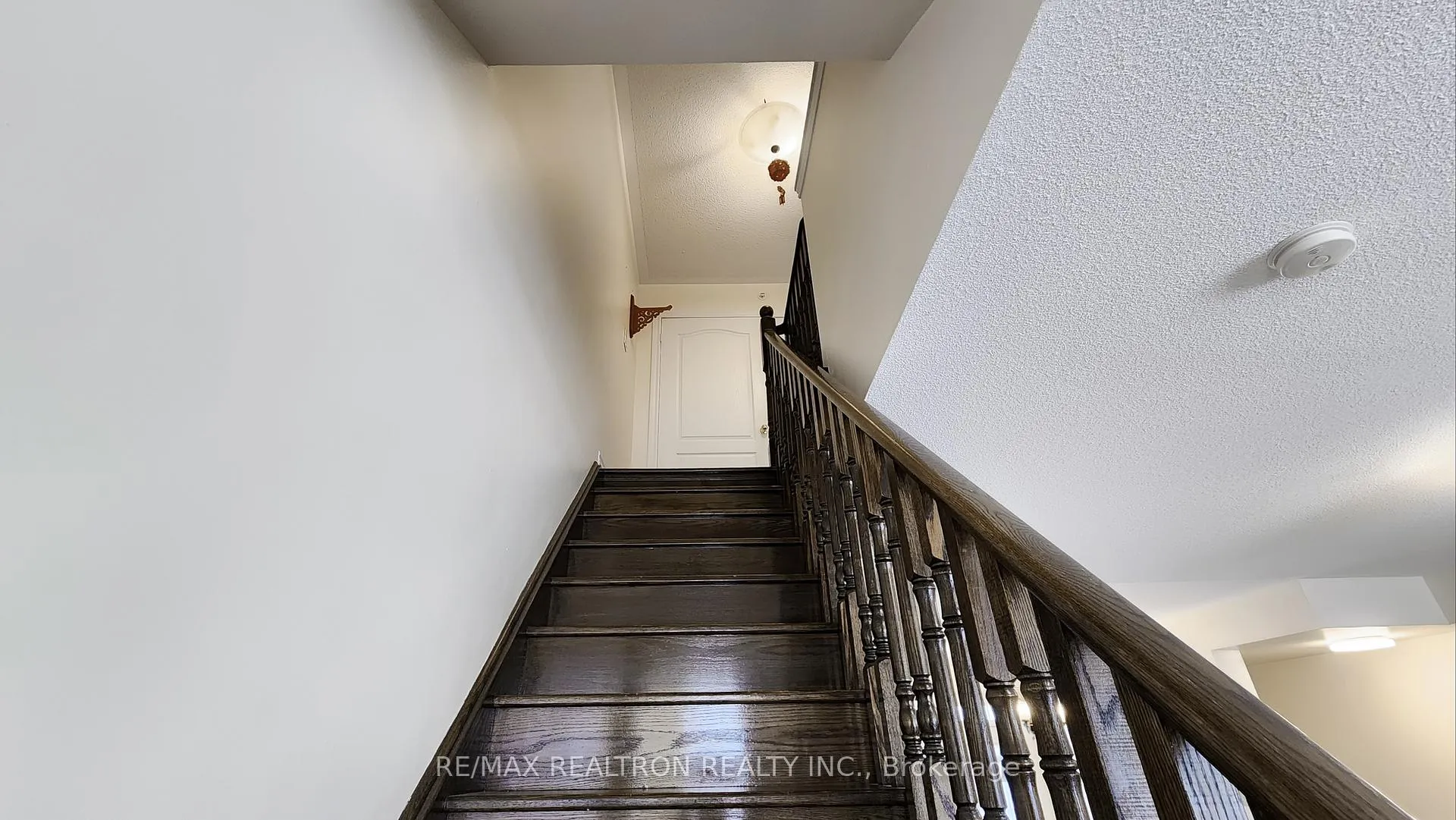 Photo 5 of Unit Upper Level, 48 Cathedral High Street, Markham, Cathedraltown — HOMEH