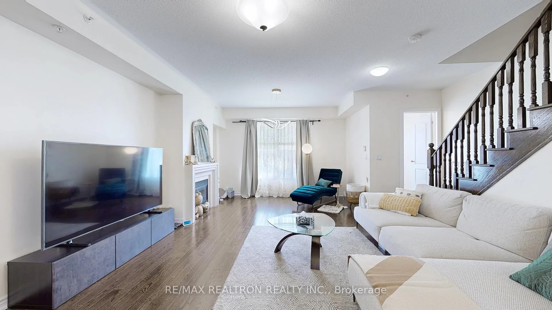 Photo 10 of Unit Upper Level, 48 Cathedral High Street, Markham, Cathedraltown — HOMEH