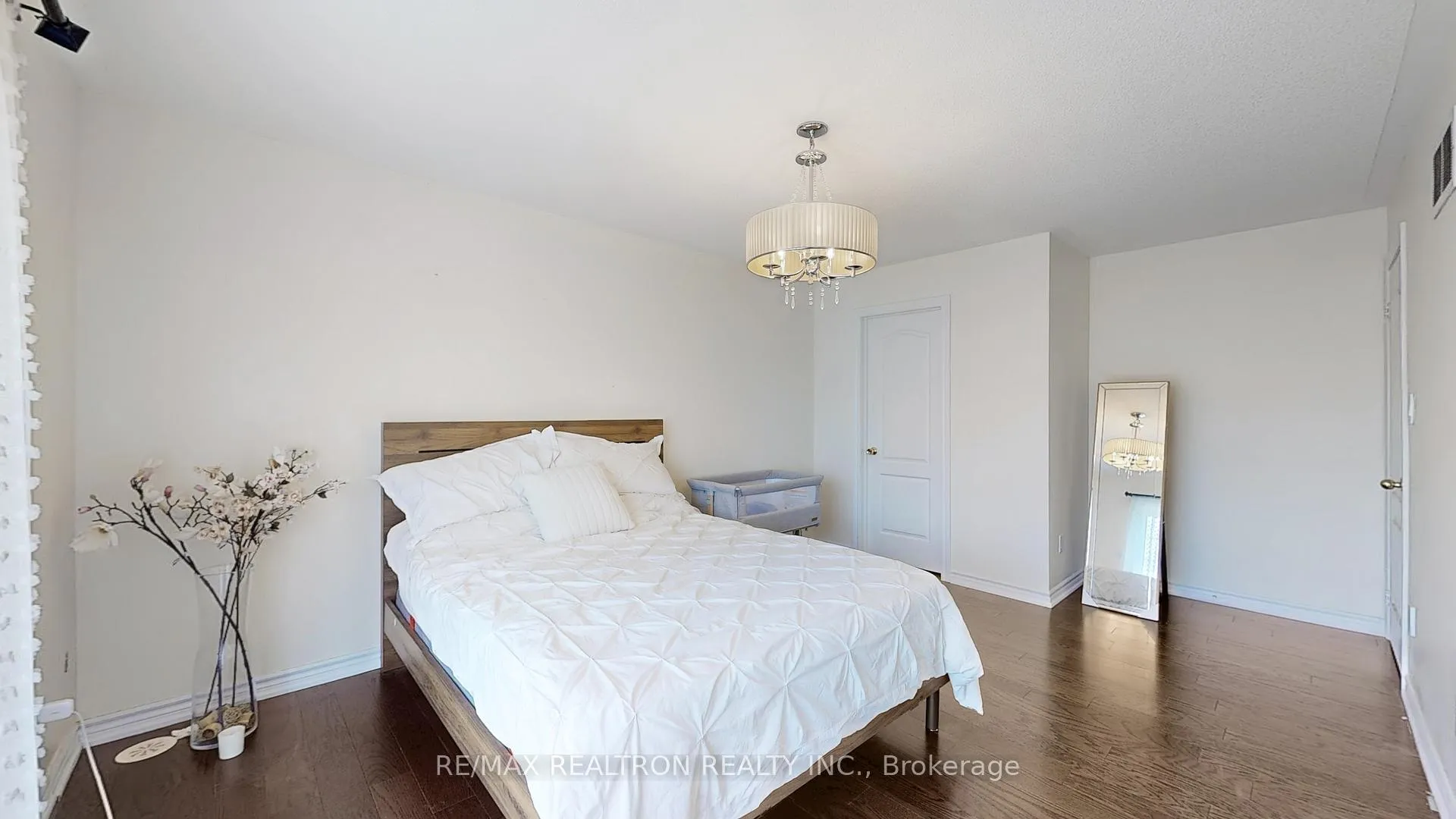 Photo 22 of Unit Upper Level, 48 Cathedral High Street, Markham, Cathedraltown — HOMEH