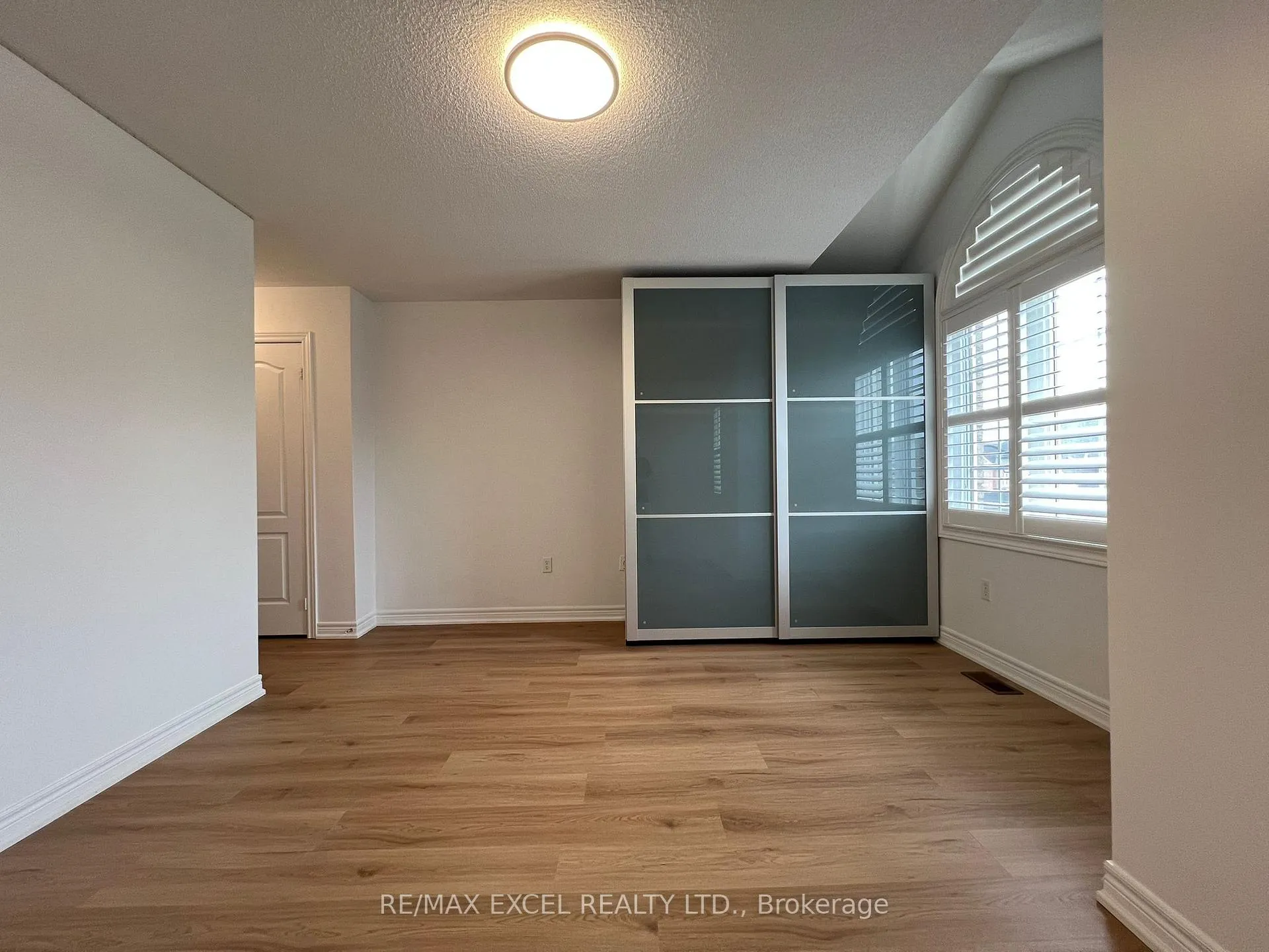 Photo 12 of 14 outerbrook Road, Markham, Greensborough — HOMEH