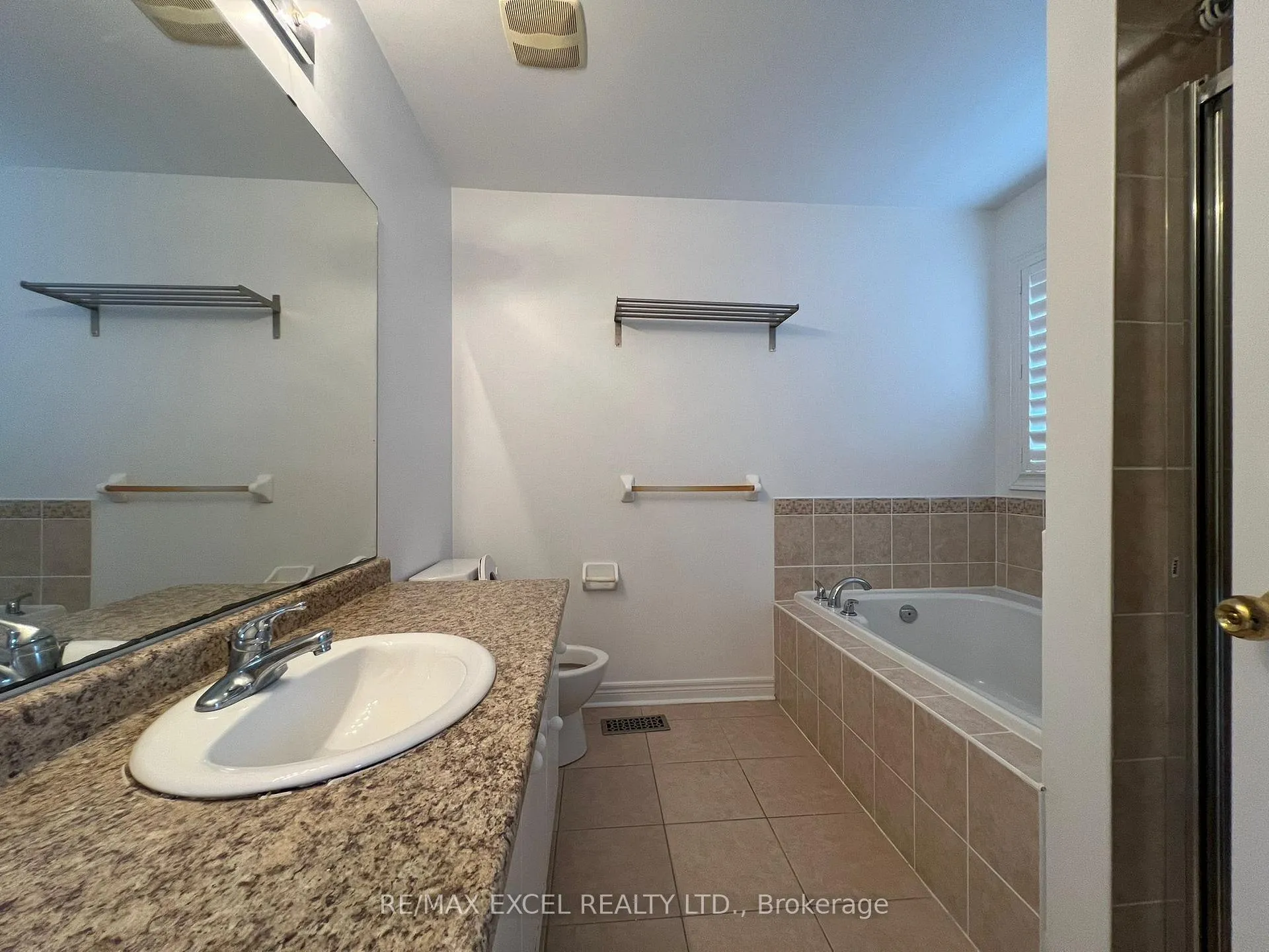 Photo 19 of 14 outerbrook Road, Markham, Greensborough — HOMEH