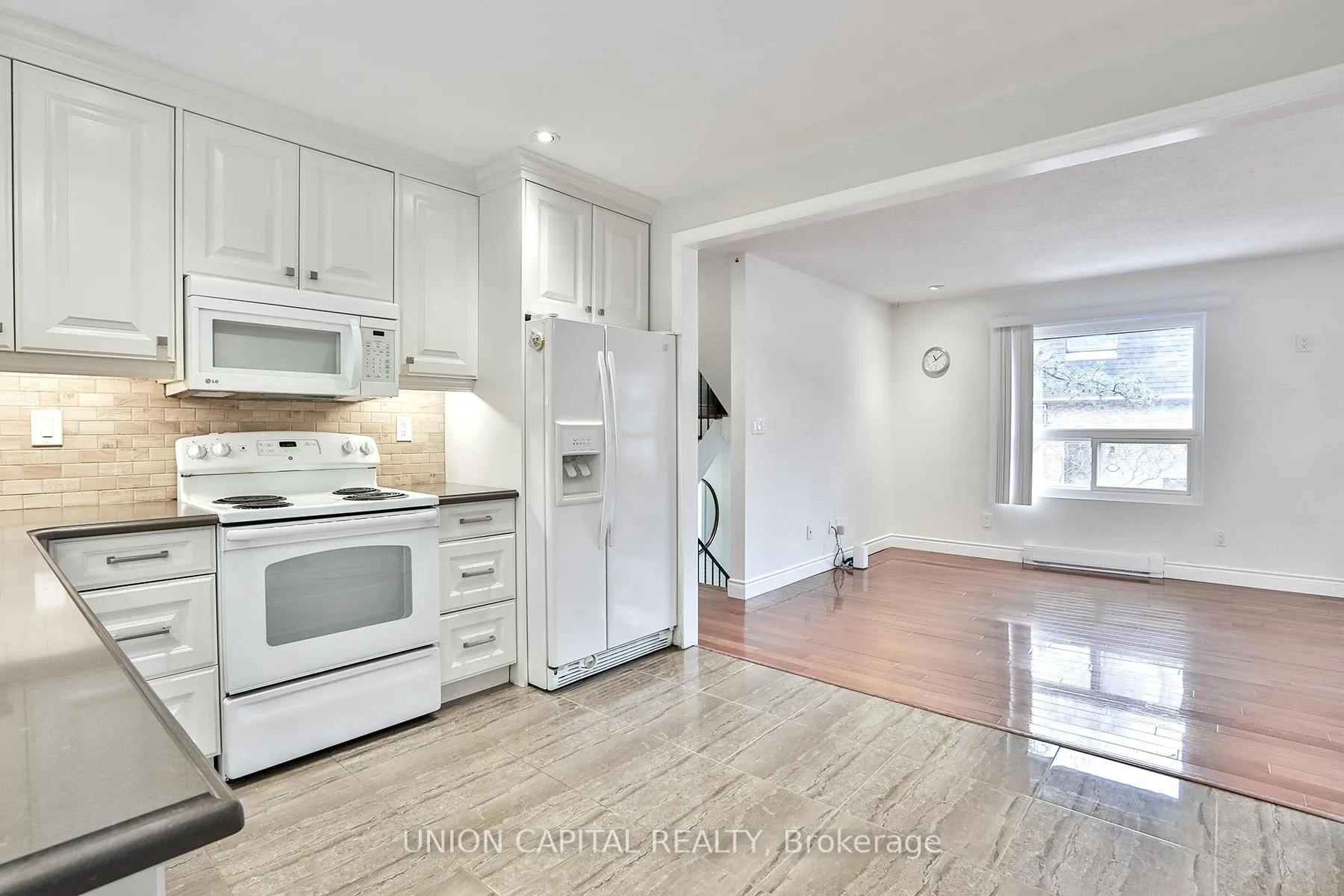 Photo 12 of Unit 14, 97 Henderson Avenue, Markham, Grandview — HOMEH