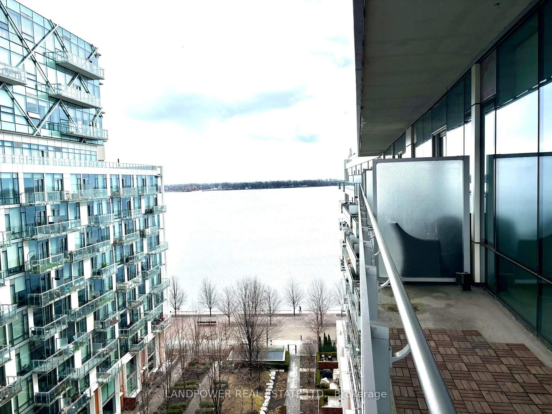 Photo 1 of Unit 1001, 39 Queens Quay E, Toronto, Waterfront Communities — HOMEH