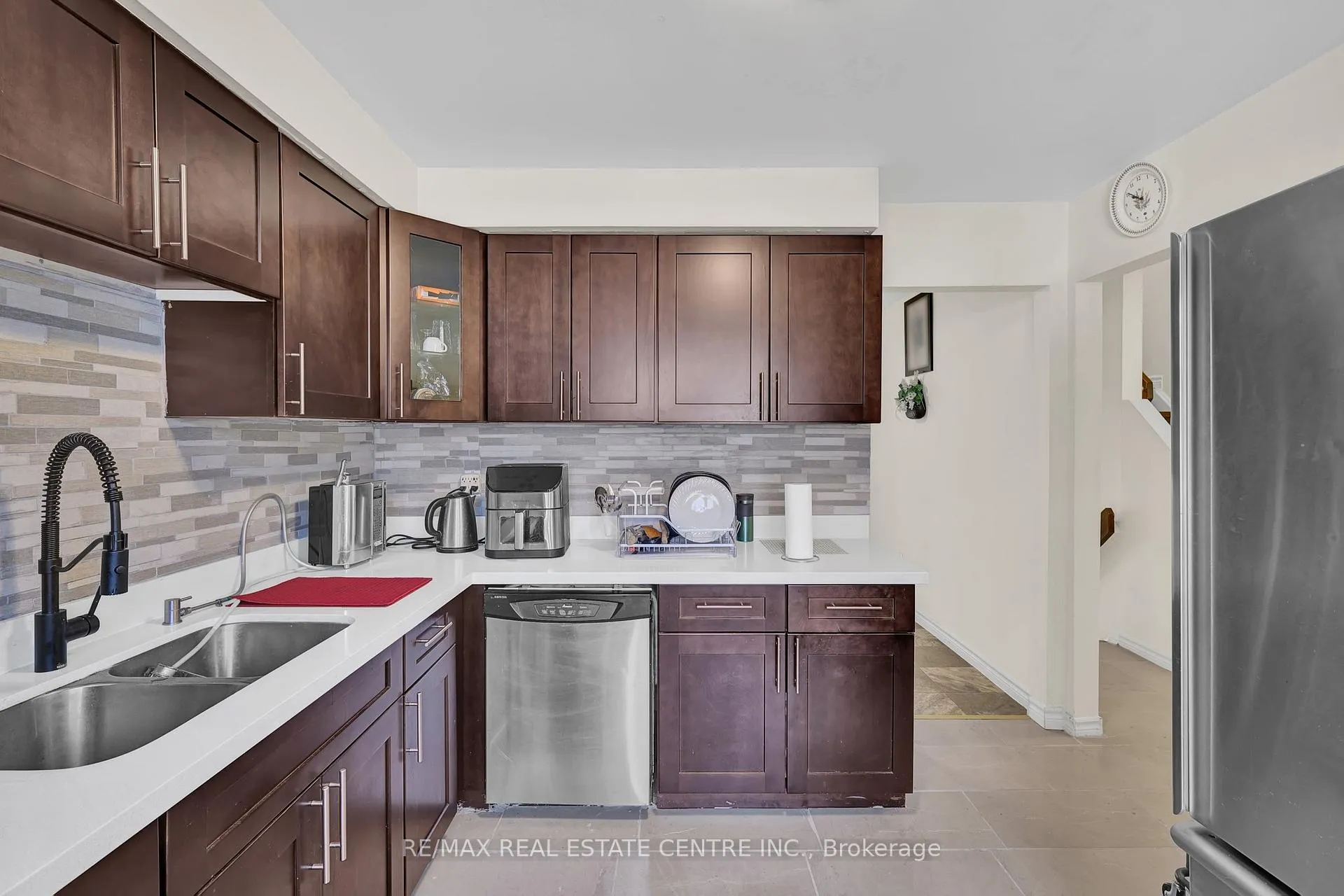 Photo 12 of Unit 82, 222 Pearson Street, Oshawa, O'Neill — HOMEH