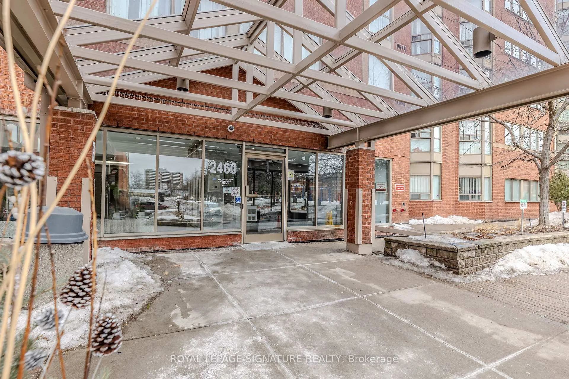 Photo 3 of Unit 808, 2460 Eglinton Avenue E, Scarborough, Eglinton East — HOMEH