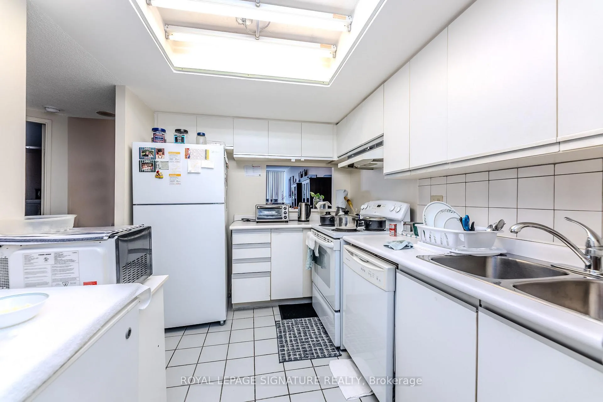 Photo 12 of Unit 808, 2460 Eglinton Avenue E, Scarborough, Eglinton East — HOMEH