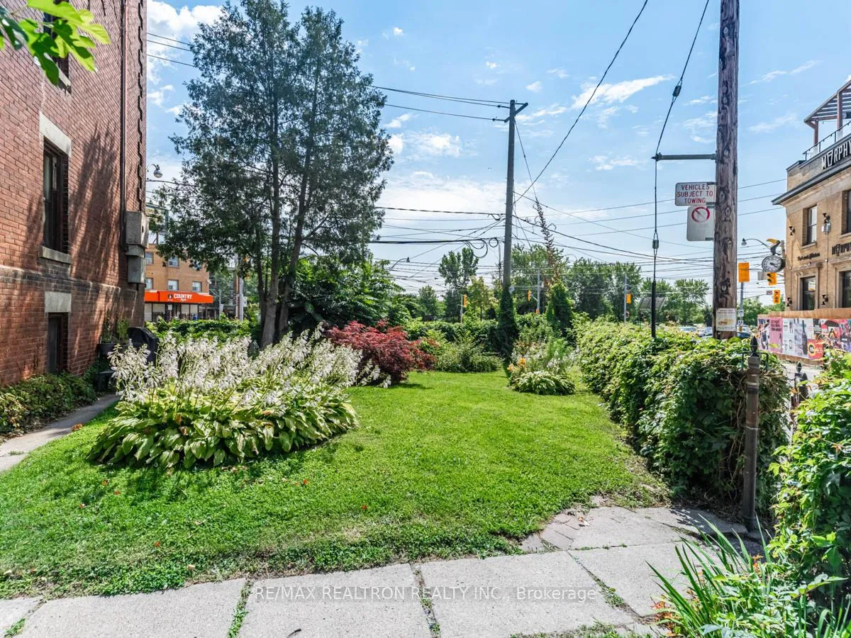 Photo 26 of Unit 77, 12 Kingston Road, Toronto, Woodbine Corridor — HOMEH
