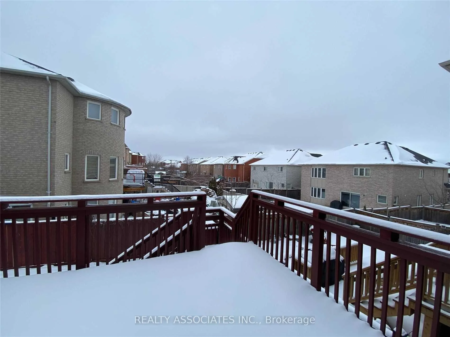 Photo 12 of 120 Spring Farm Road, Aurora, Bayview Wellington — HOMEH