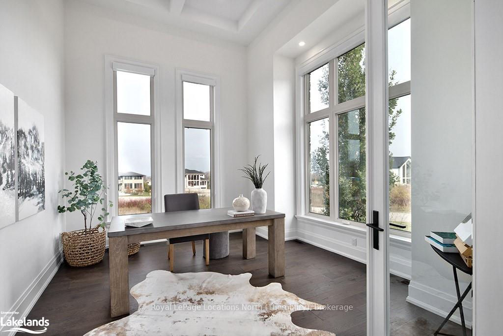 Photo 8 of 122 Maryward Crescent, Blue Mountains — HOMEH