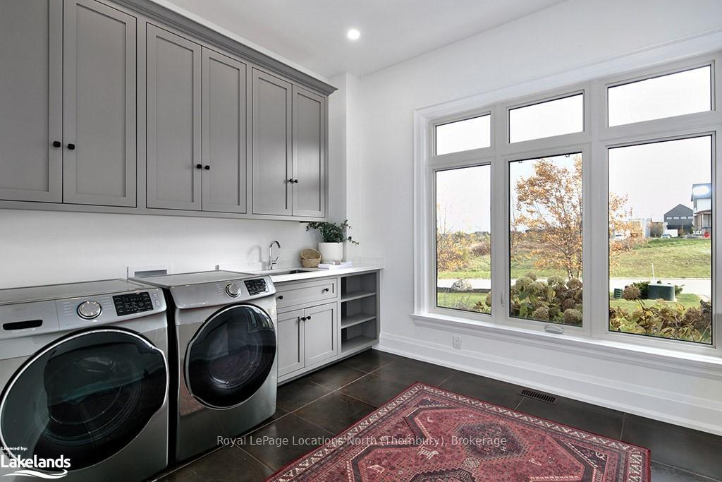 Photo 29 of 122 Maryward Crescent, Blue Mountains — HOMEH