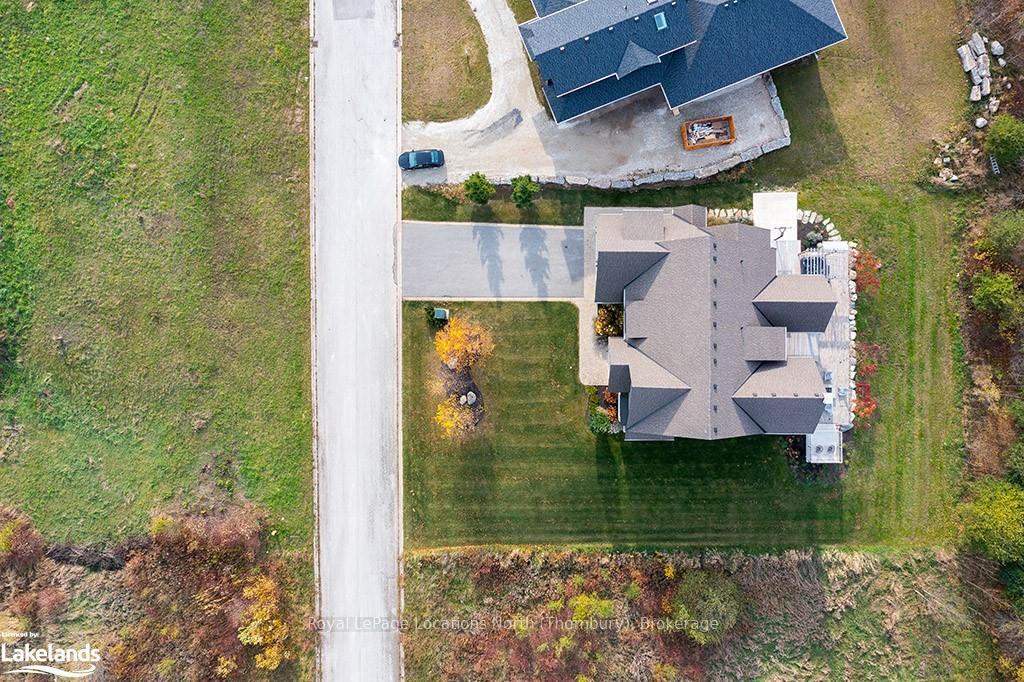Photo 39 of 122 Maryward Crescent, Blue Mountains — HOMEH