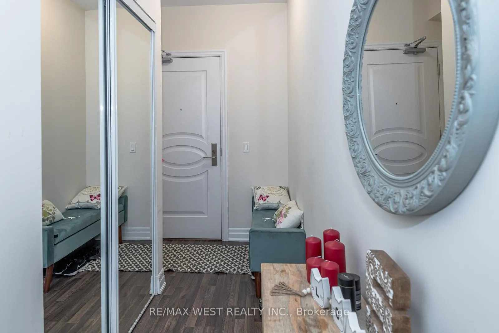 Photo 2 of Unit 2206, 9075 Jane Street, Vaughan, Concord — HOMEH