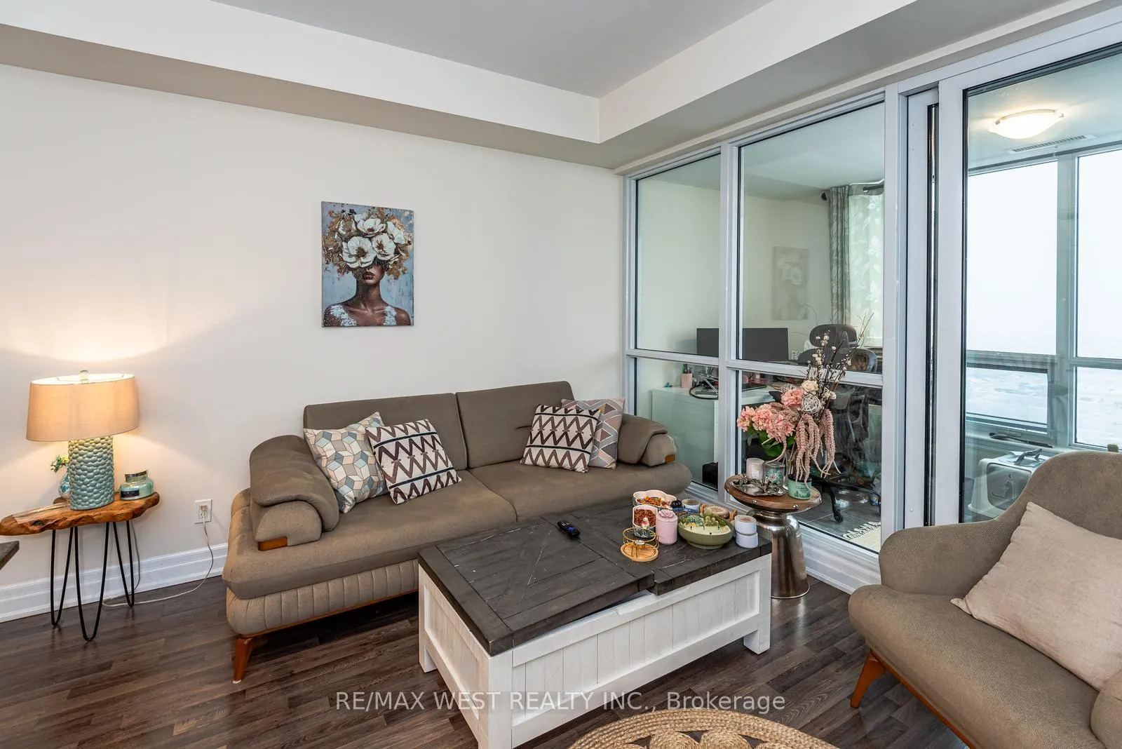 Photo 3 of Unit 2206, 9075 Jane Street, Vaughan, Concord — HOMEH