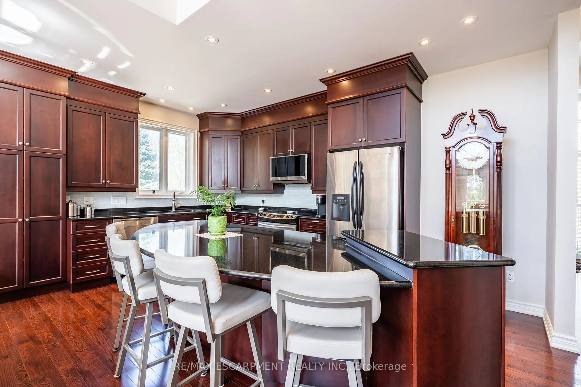 Photo 11 of Unit 4, 165 Glendale Avenue, St. Catharines, Glendale/Glenridge — HOMEH
