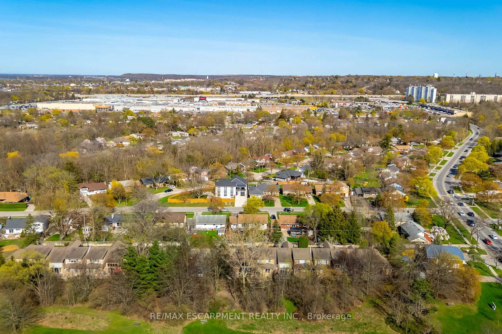 Photo 42 of Unit 4, 165 Glendale Avenue, St. Catharines, Glendale/Glenridge — HOMEH
