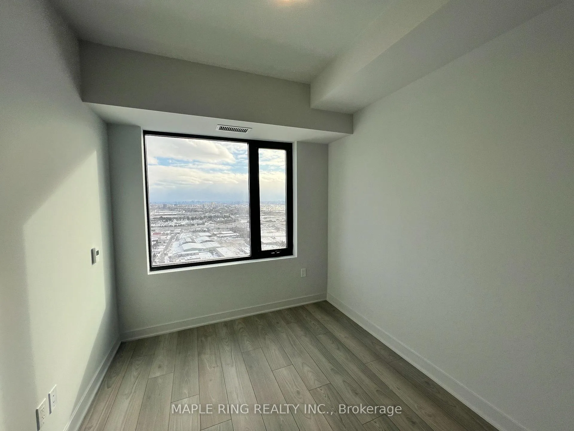 Photo 1 of Unit 3403, 2920 Highway 7 Road, Vaughan, Concord — HOMEH