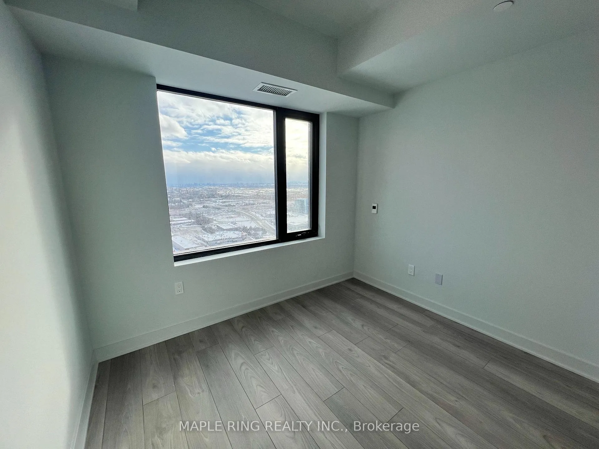 Photo 2 of Unit 3403, 2920 Highway 7 Road, Vaughan, Concord — HOMEH