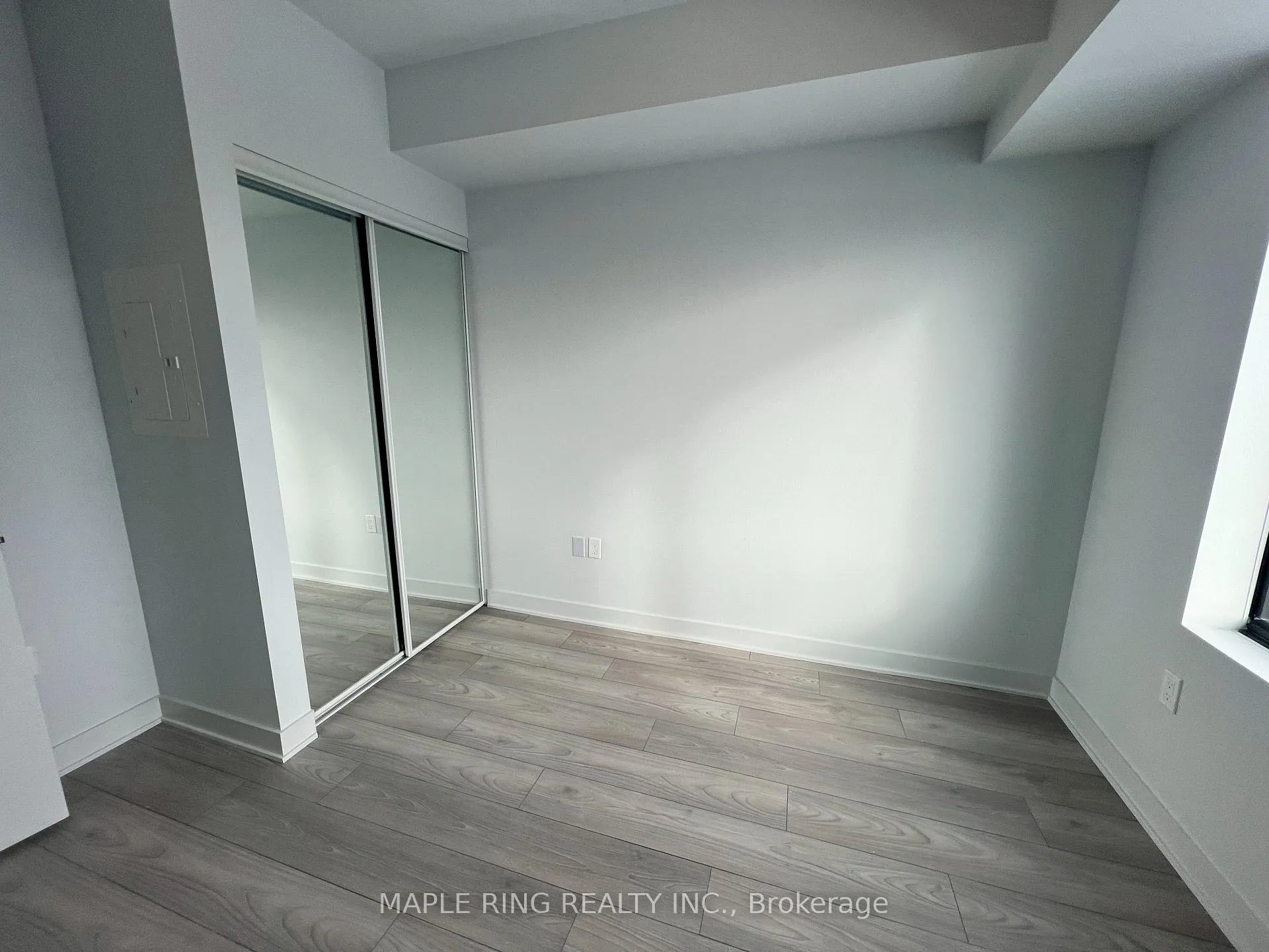 Photo 5 of Unit 3403, 2920 Highway 7 Road, Vaughan, Concord — HOMEH