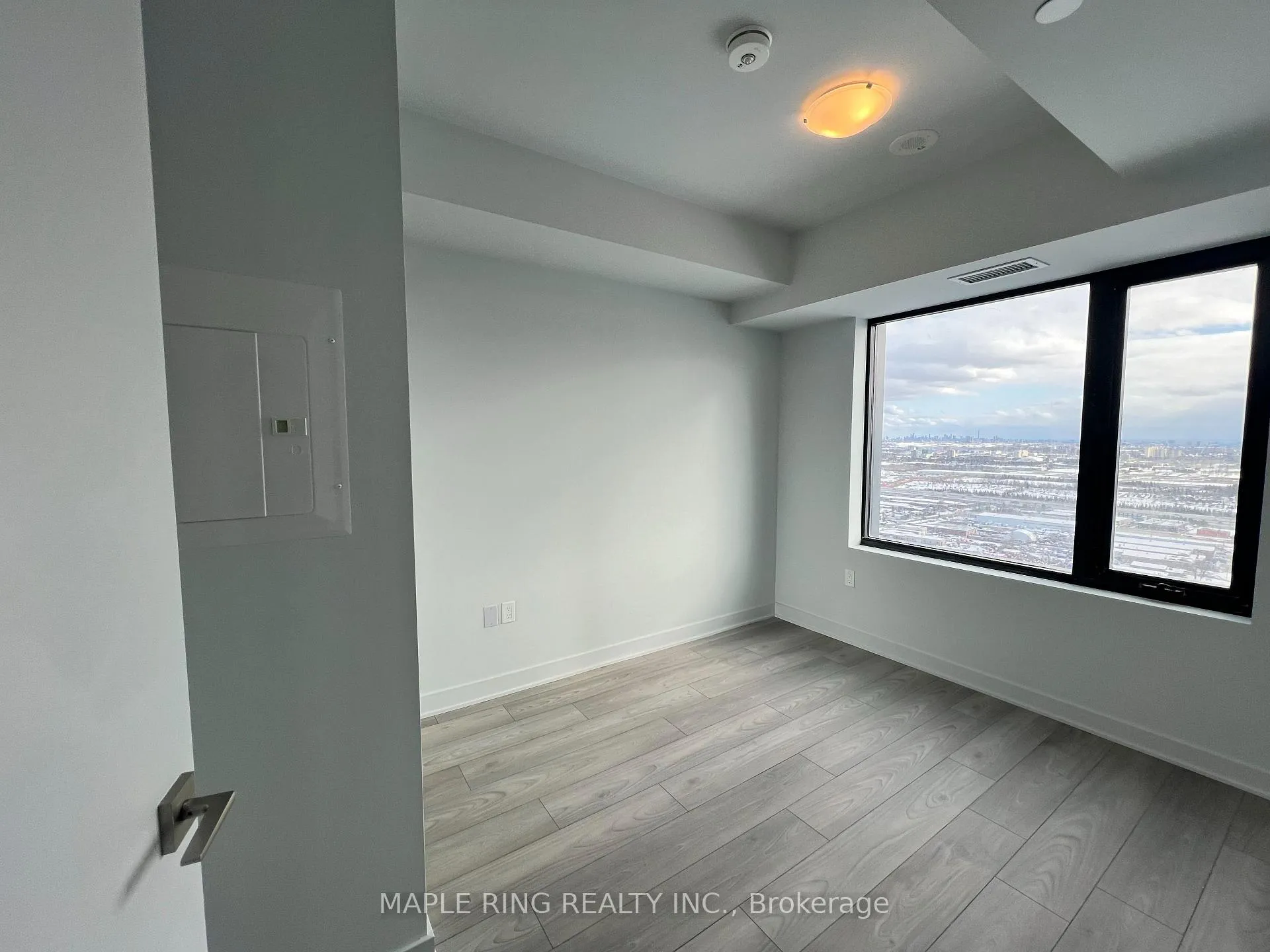 Photo 6 of Unit 3403, 2920 Highway 7 Road, Vaughan, Concord — HOMEH