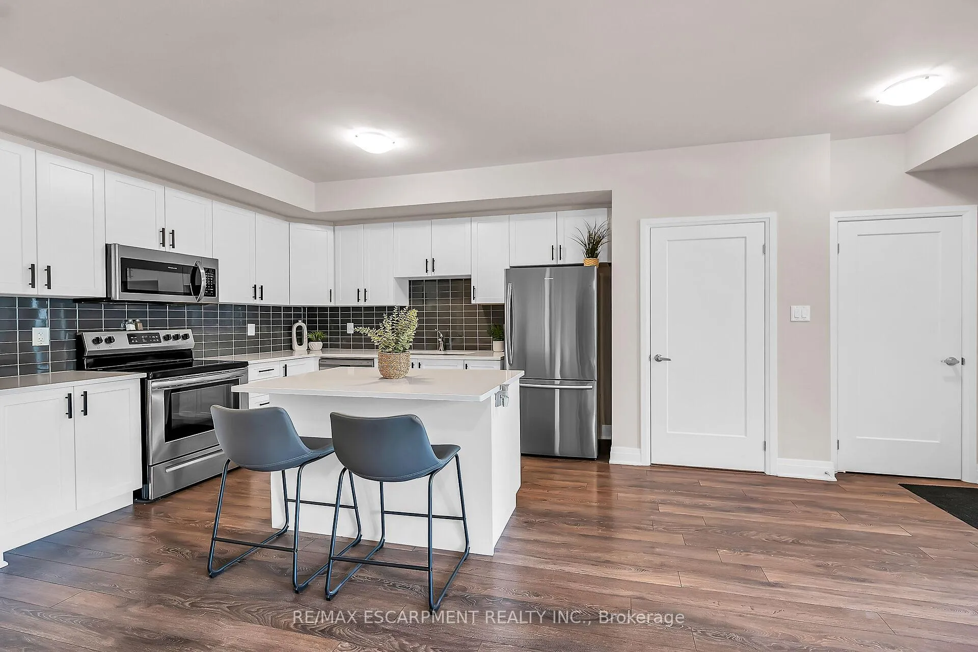 Photo 11 of Unit 35, 2 Willow Street, Brant, Paris — HOMEH
