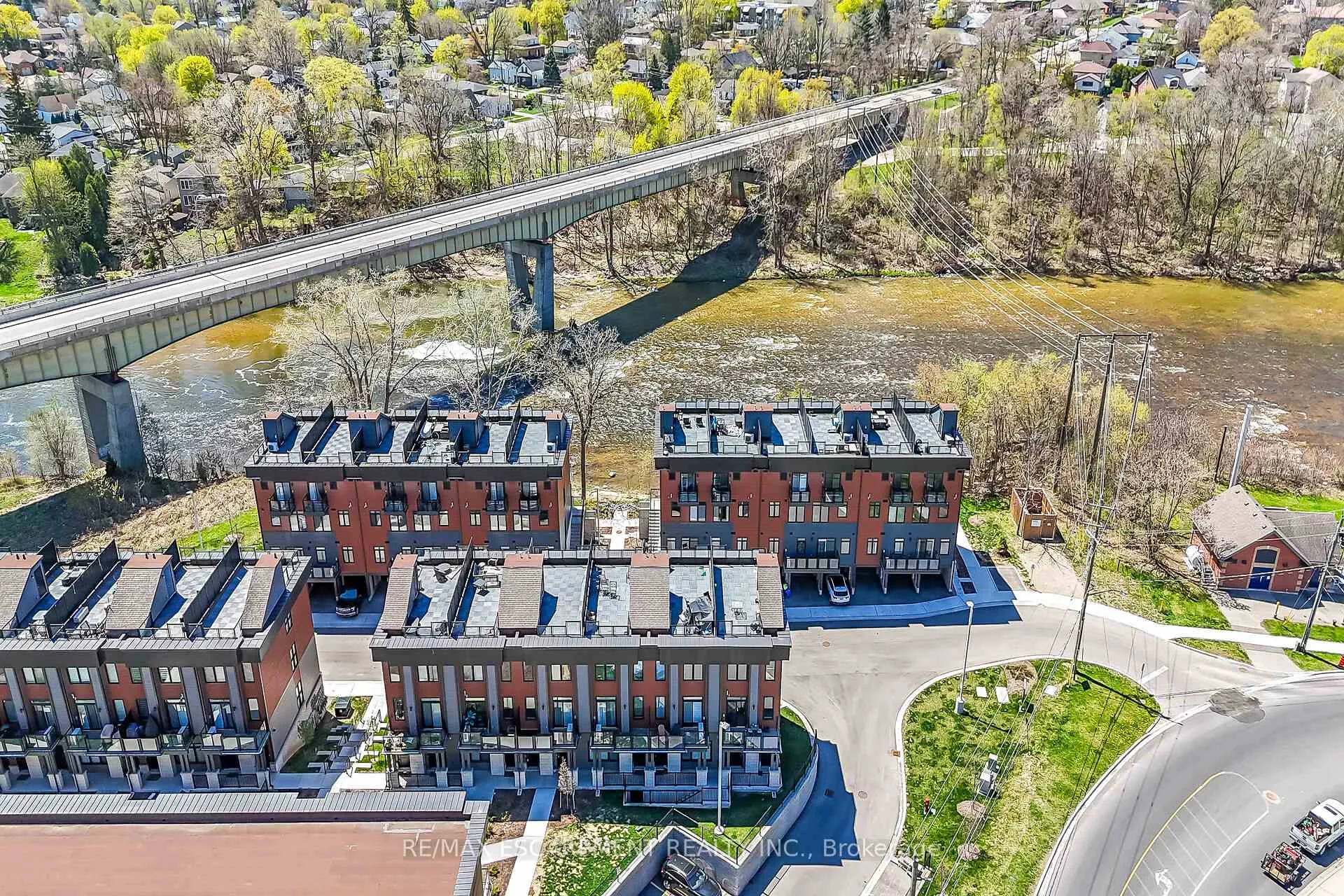 Photo 44 of Unit 35, 2 Willow Street, Brant, Paris — HOMEH