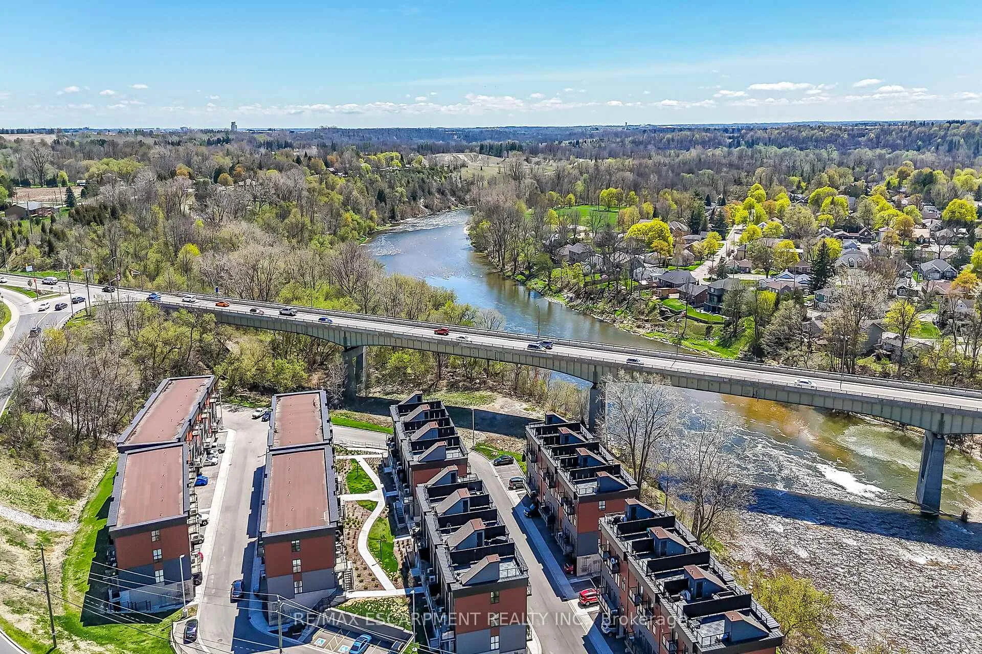 Photo 47 of Unit 35, 2 Willow Street, Brant, Paris — HOMEH