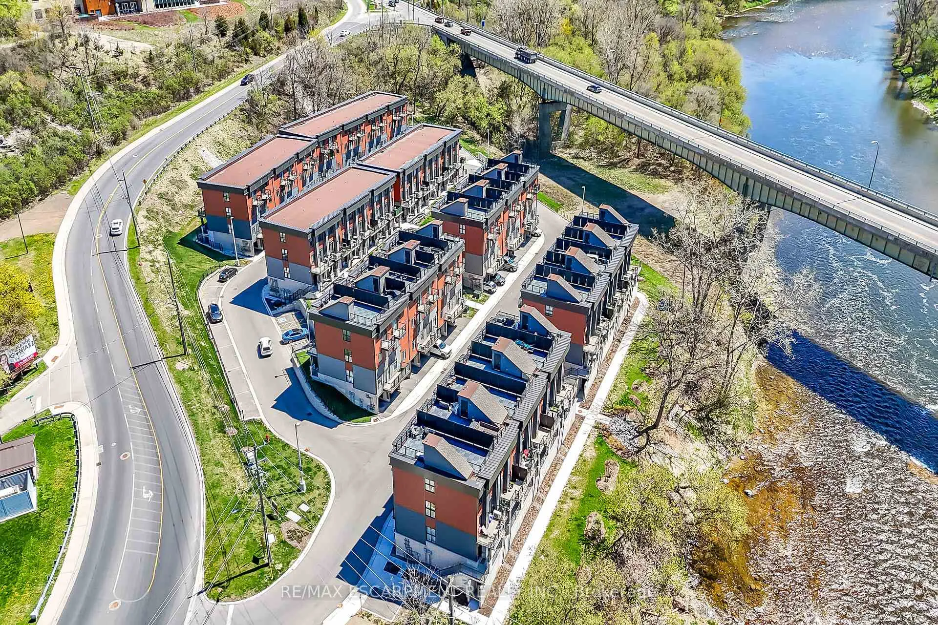 Photo 48 of Unit 35, 2 Willow Street, Brant, Paris — HOMEH