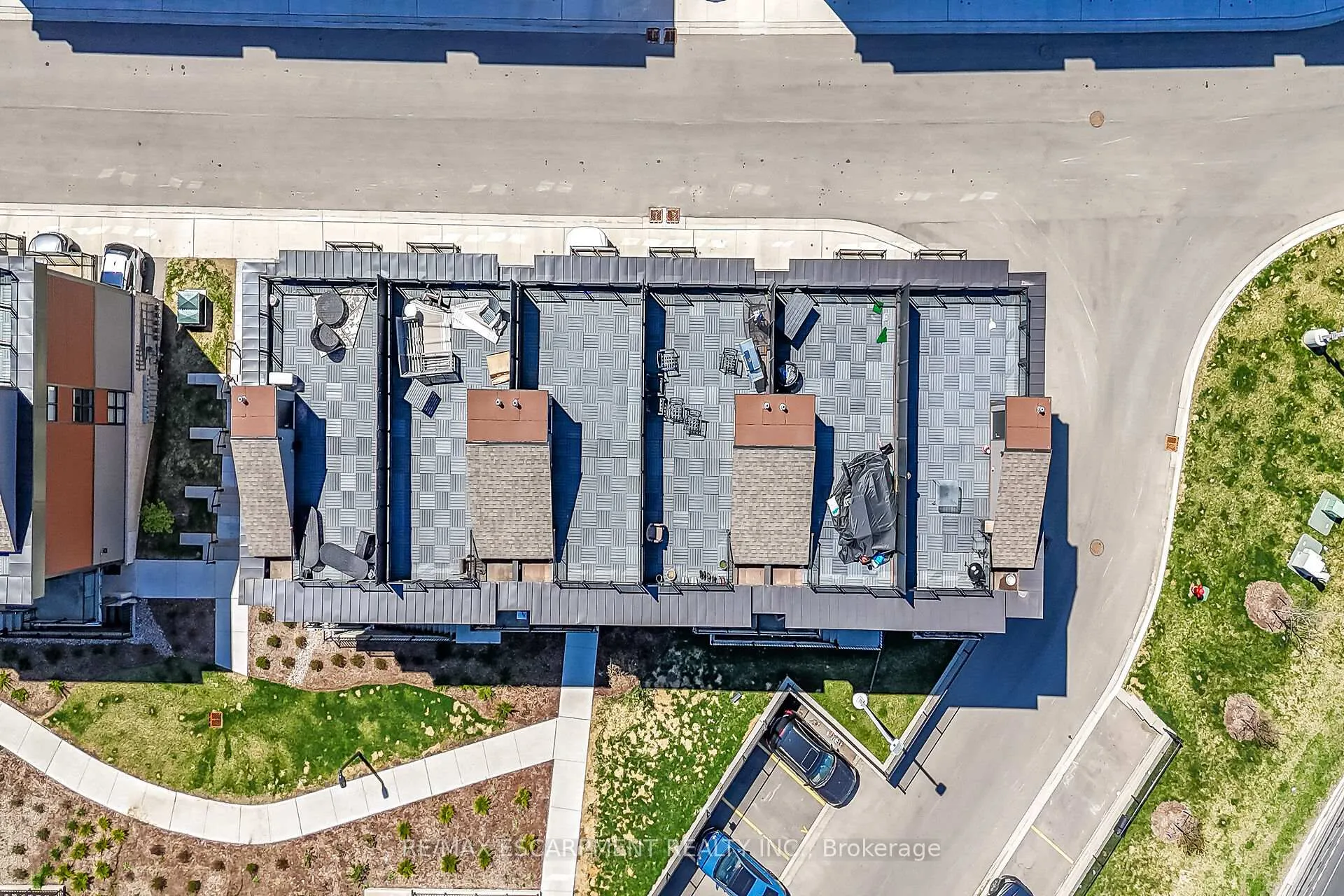 Photo 50 of Unit 35, 2 Willow Street, Brant, Paris — HOMEH