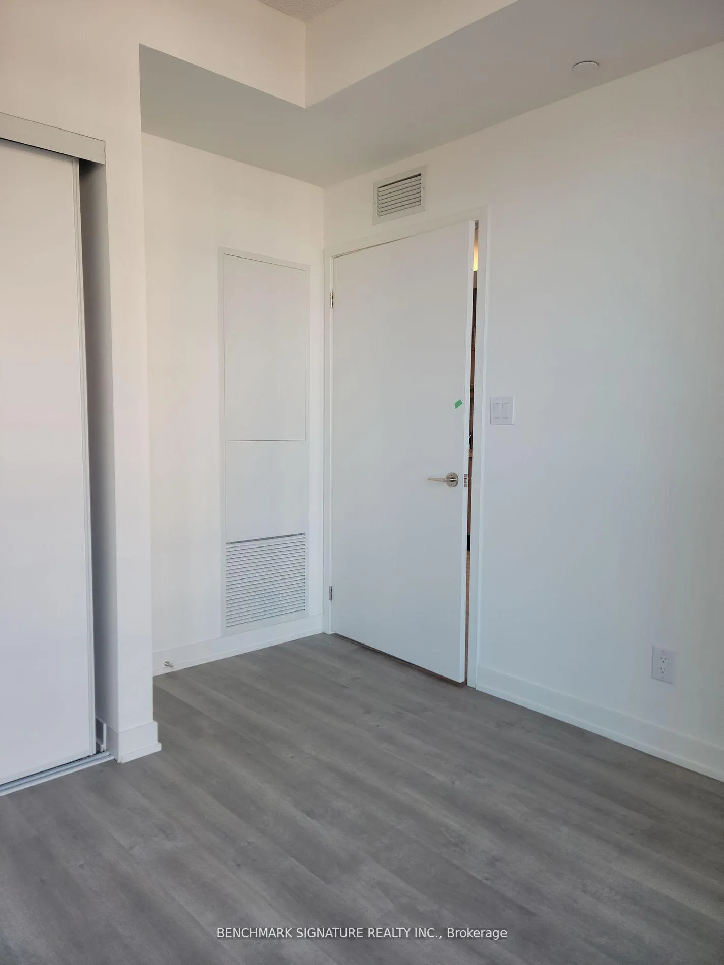 Photo 1 of Unit 1308, 8119 Birchmount Road, Markham, Unionville — HOMEH