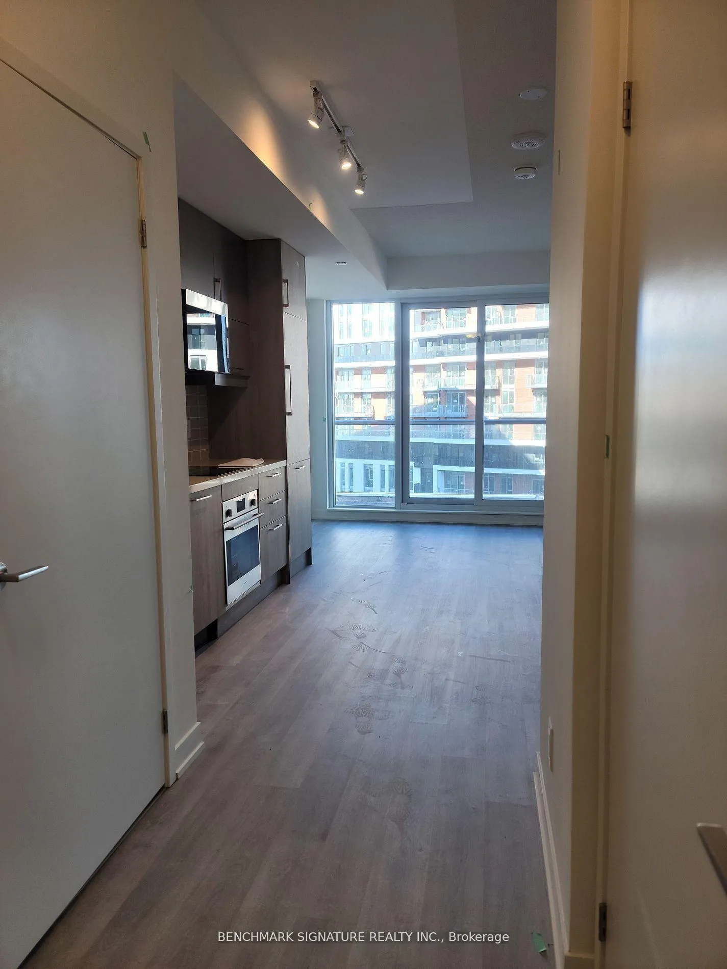 Photo 3 of Unit 1308, 8119 Birchmount Road, Markham, Unionville — HOMEH