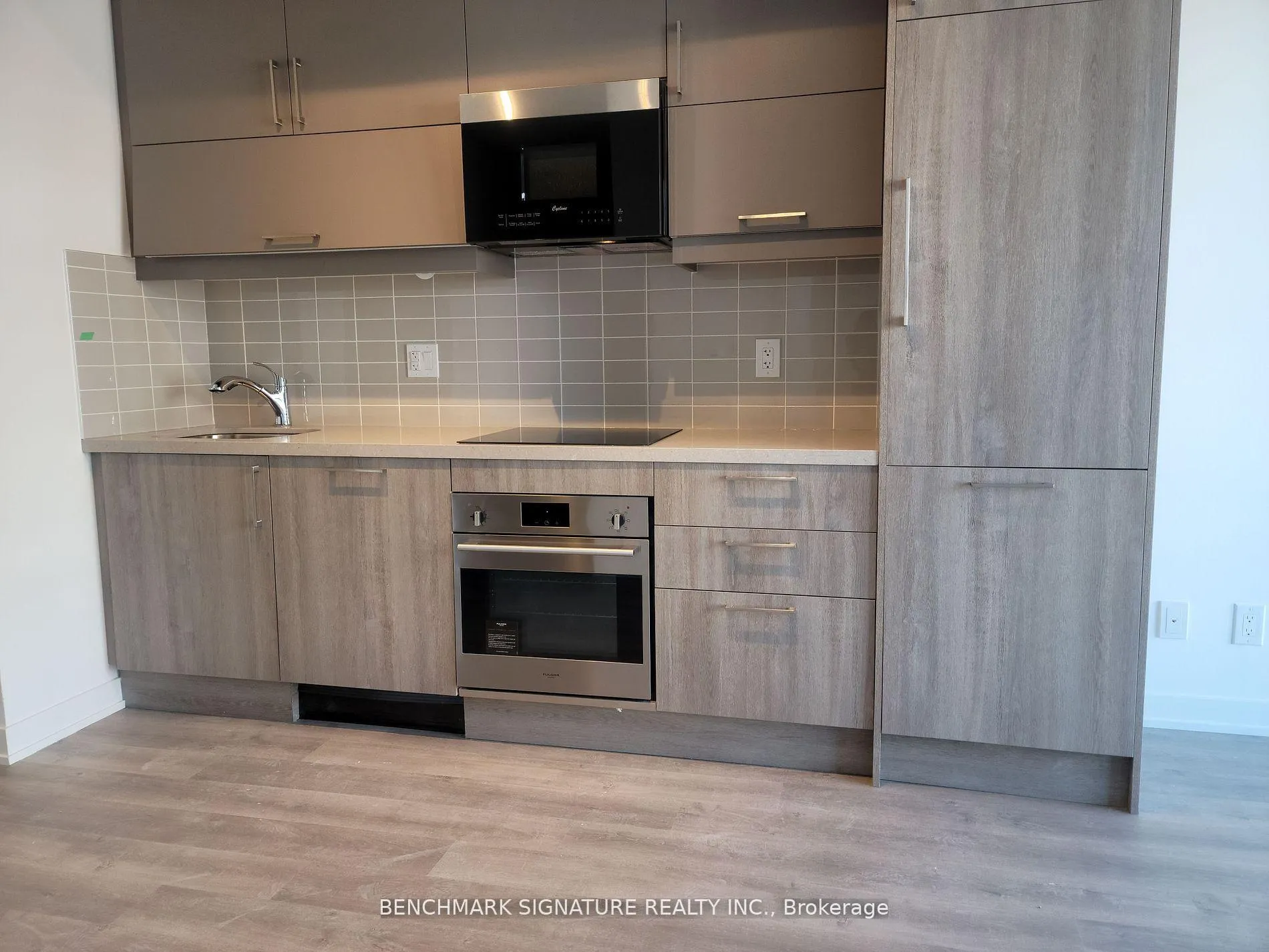 Photo 6 of Unit 1308, 8119 Birchmount Road, Markham, Unionville — HOMEH