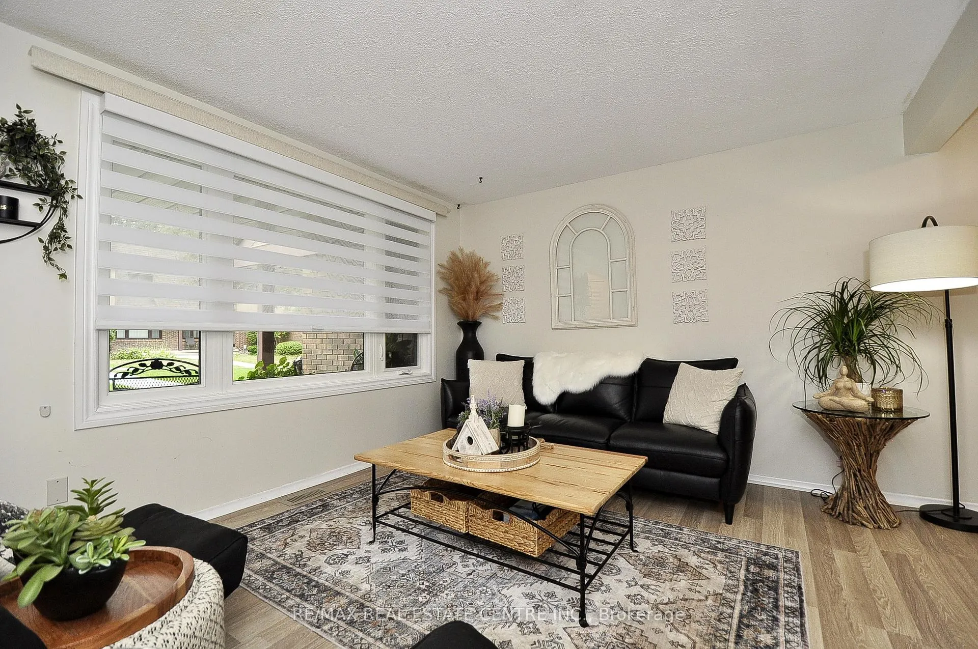 Photo 15 of 279 Sandowne Drive, Waterloo — HOMEH