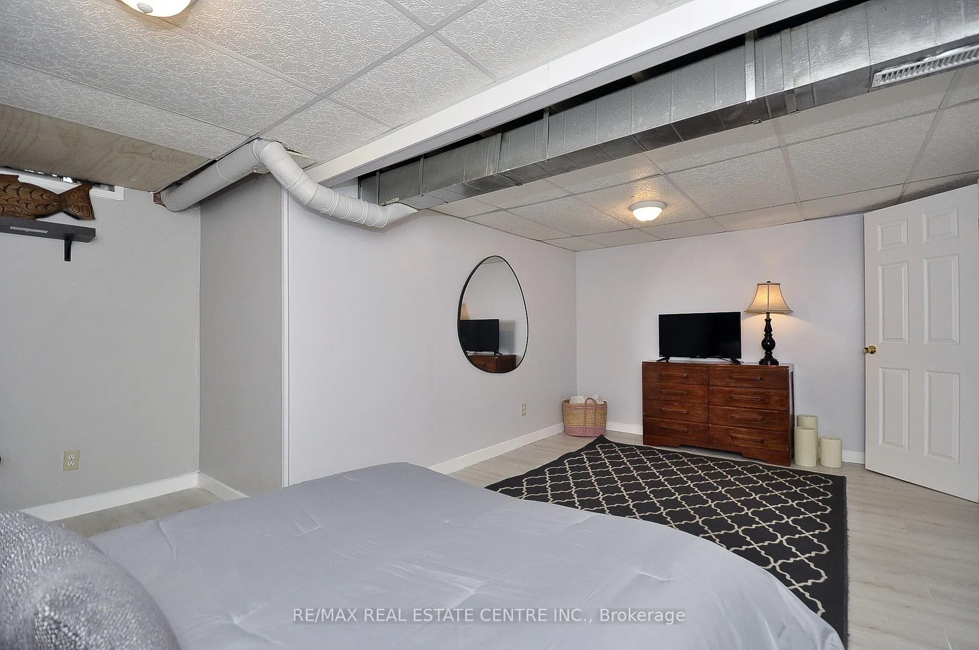 Photo 27 of 279 Sandowne Drive, Waterloo — HOMEH