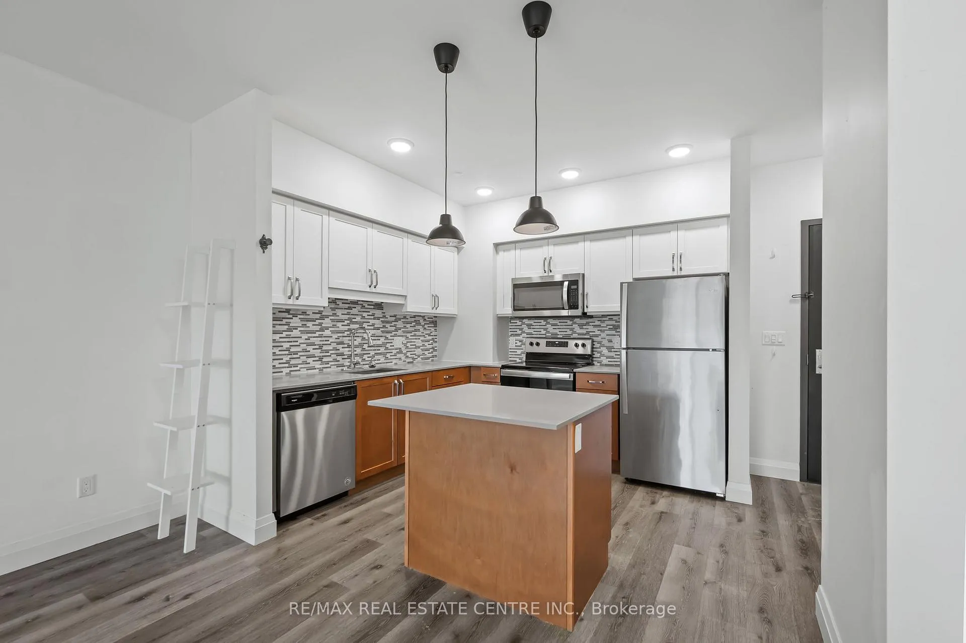 Photo 16 of Unit 202, 399 Queen Street S, Kitchener — HOMEH