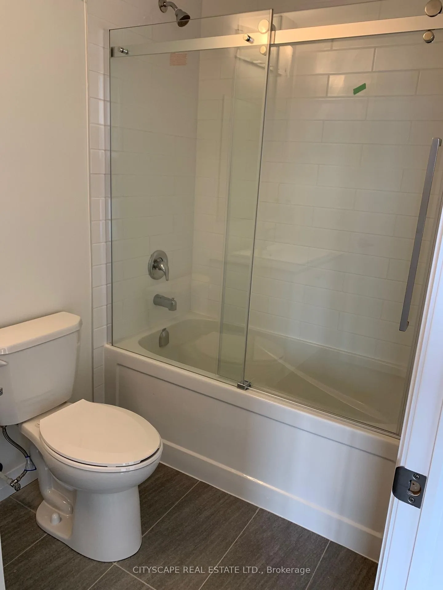 Photo 7 of Unit 1102, 104 Garment Street, Kitchener — HOMEH