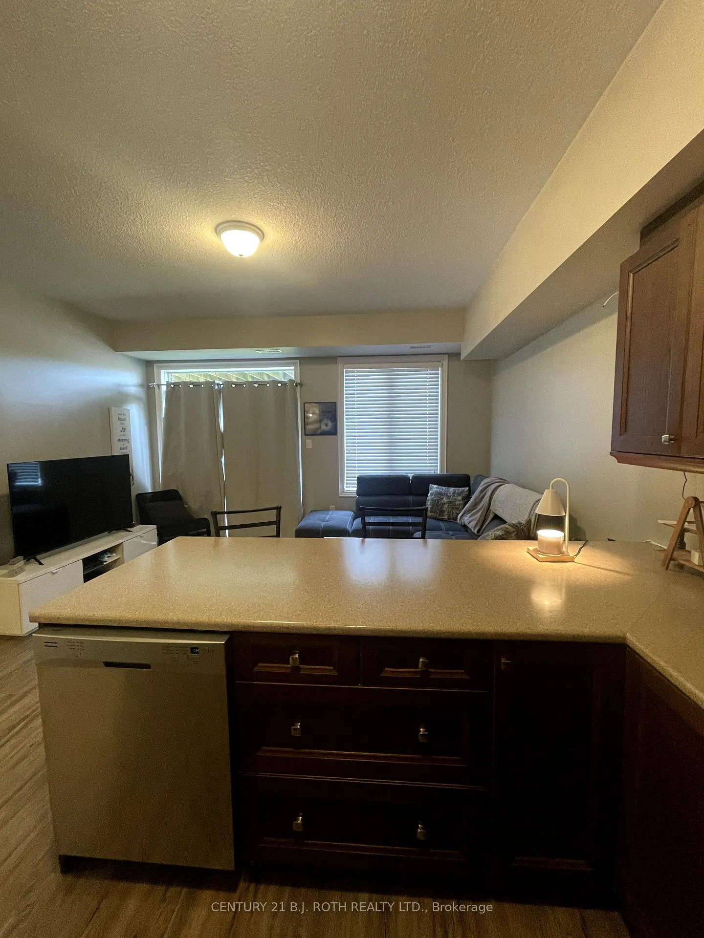 Photo 11 of Unit B, 173 Centre Street, Essa, Angus — HOMEH
