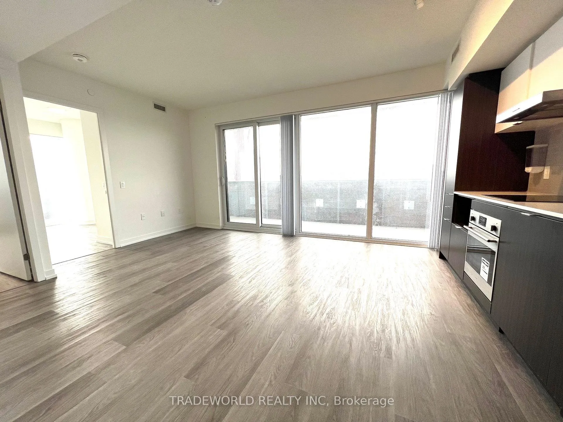 Photo 3 of Unit 3901, 55 Cooper Street, Toronto, Waterfront Communities — HOMEH