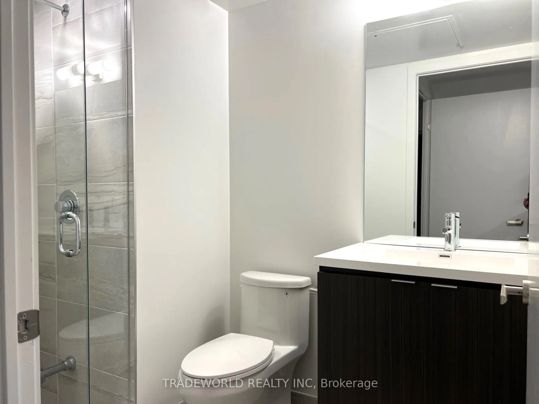Photo 14 of Unit 3901, 55 Cooper Street, Toronto, Waterfront Communities — HOMEH