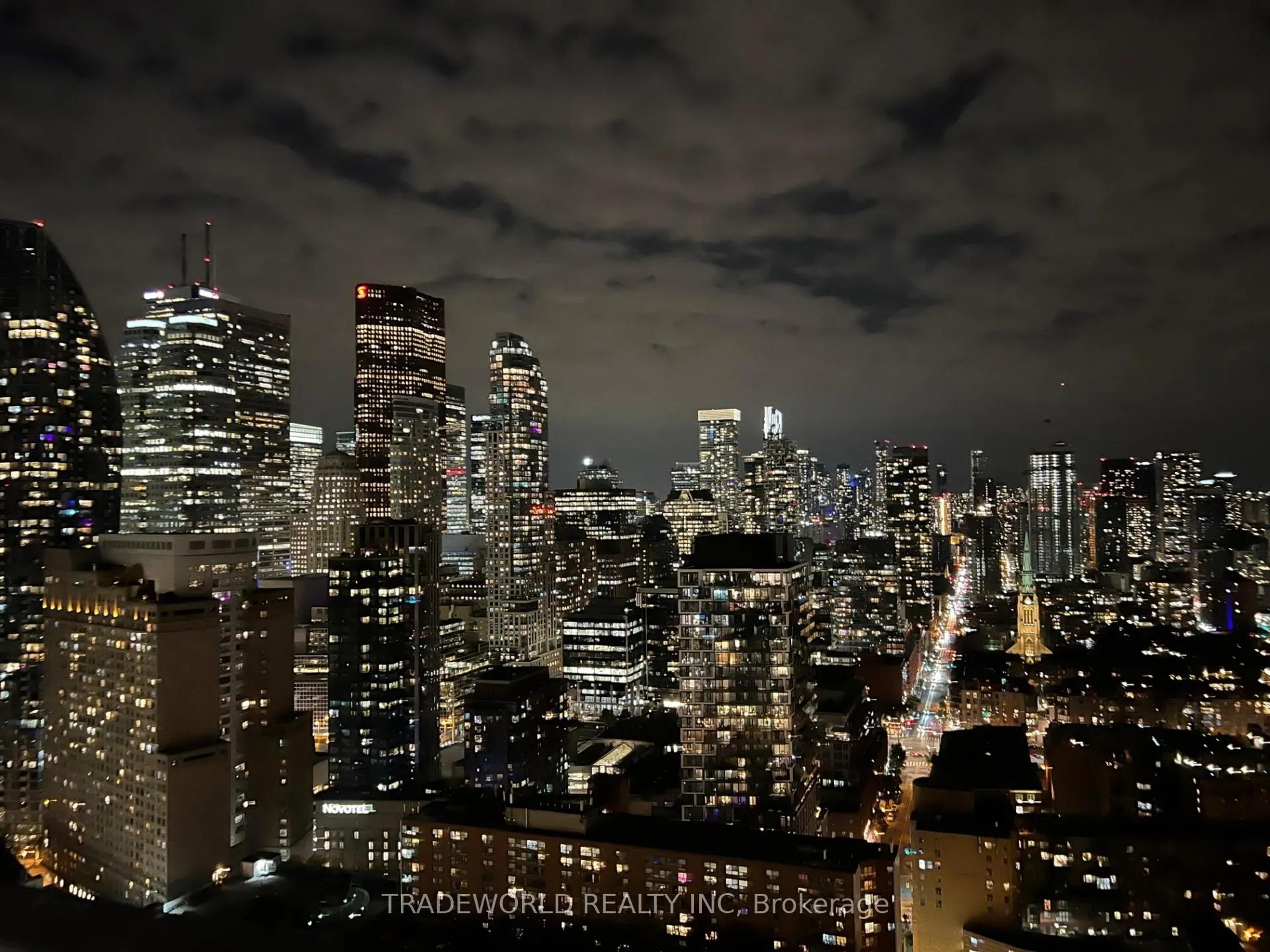Photo 16 of Unit 3901, 55 Cooper Street, Toronto, Waterfront Communities — HOMEH