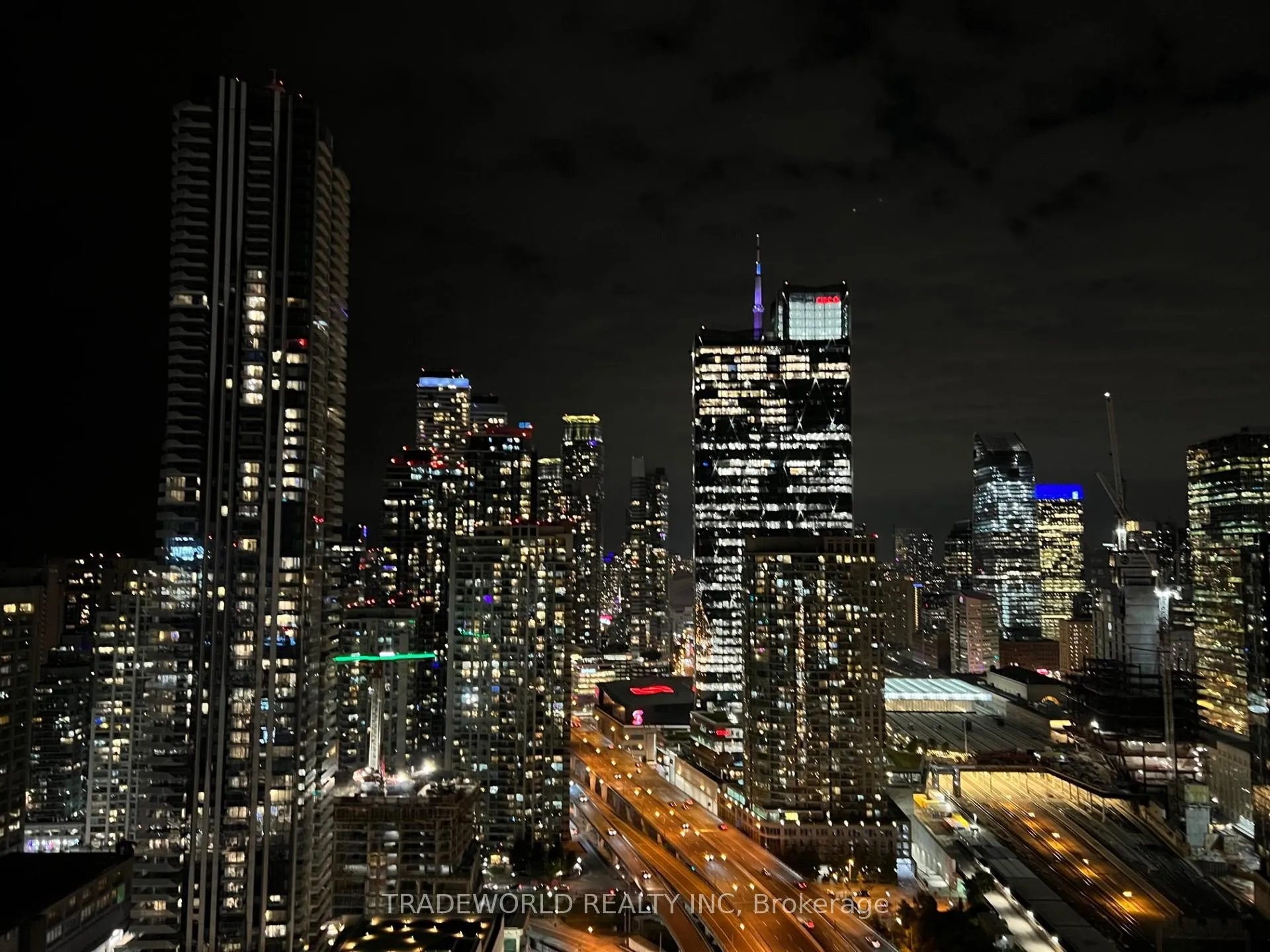 Photo 19 of Unit 3901, 55 Cooper Street, Toronto, Waterfront Communities — HOMEH