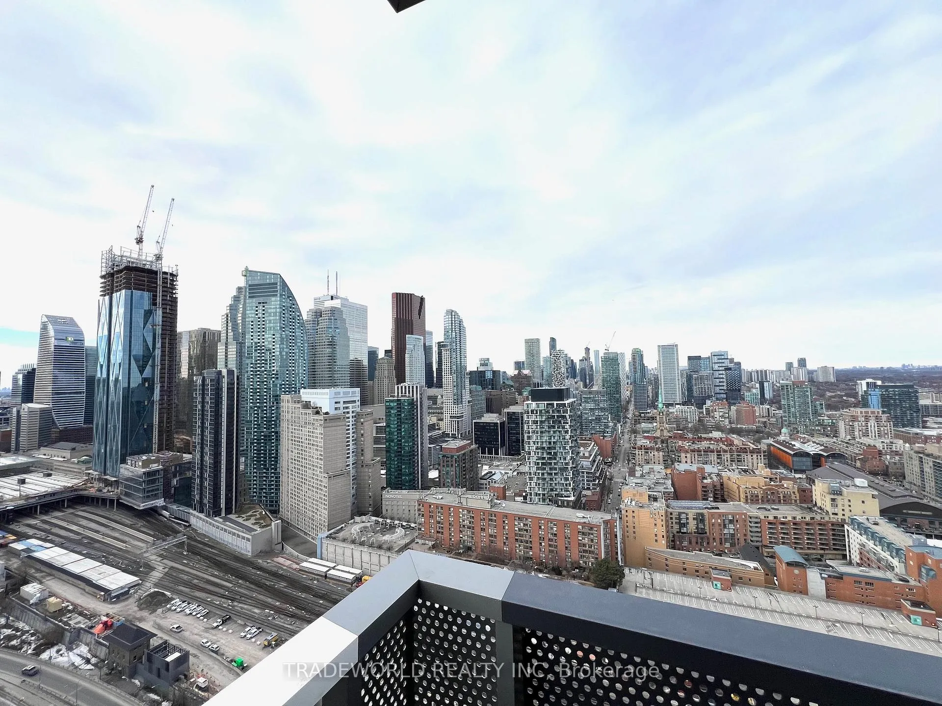 Photo 21 of Unit 3901, 55 Cooper Street, Toronto, Waterfront Communities — HOMEH